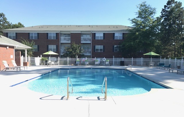 Resort-style Swimming Pool at Crescent Commons Apartments in Fayetteville